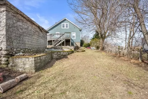 Exterior - 52 Collins St, Worcester, MA 01606 photo 3 of 6