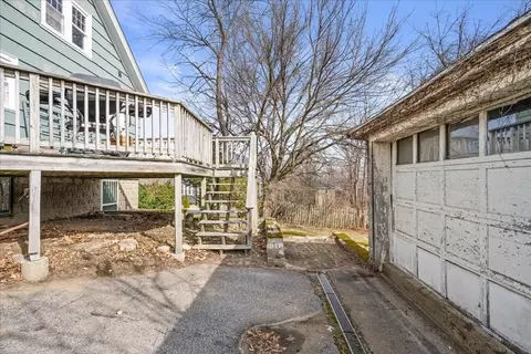 Exterior - 52 Collins St, Worcester, MA 01606 photo 2 of 6