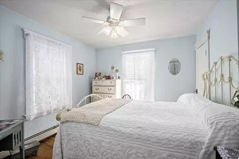 Bedroom - 52 Collins St, Worcester, MA 01606 photo 1 of 1