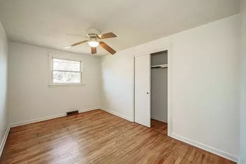 Bedroom - 573 Plumtree Rd, Springfield, MA 01118 photo 3 of 5