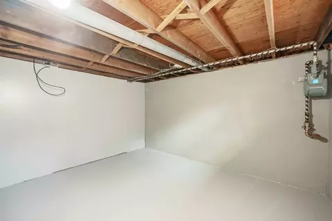 Other - 573 Plumtree Rd, Springfield, MA 01118 photo 11 of 15