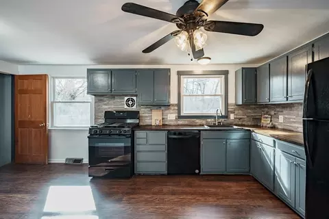 Kitchen - 573 Plumtree Rd, Springfield, MA 01118 photo 1 of 4