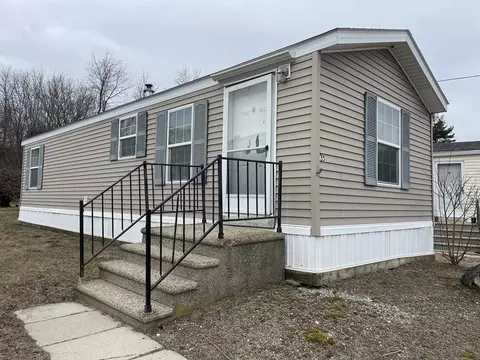 751 Washington St #35, Auburn, MA 01501