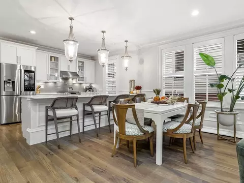 Dining - 711 E 2nd St #2, Boston, MA 02127 photo 1 of 2