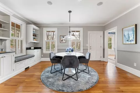 Dining - 1197 Great Plain Ave, Needham, MA 02492 photo 2 of 5