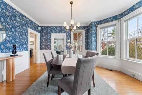 Dining - 1197 Great Plain Ave, Needham, MA 02492 photo 4 of 5