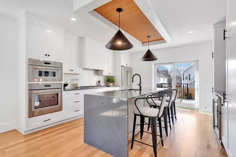 8 Berkeley St #--, Somerville, MA 02143