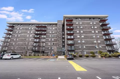 500 Washington St #804, Quincy, MA 02169