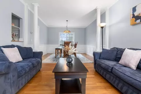 Living - 6 Windcrest Ln, Millis, MA 02054 photo 5 of 10