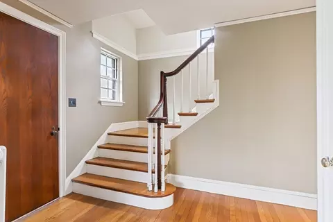 Entry Way - 73 Brook St, Wellesley, MA 02482 photo 2 of 3