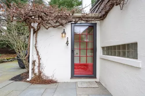 Entry Way - 73 Brook St, Wellesley, MA 02482 photo 1 of 3