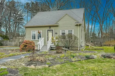 351 Linwood Ave, Northbridge, MA 01588