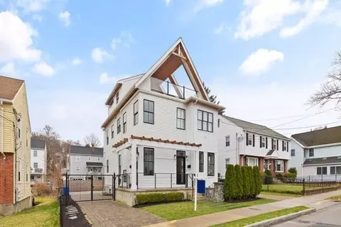 75 Carroll St #2, Watertown, MA 02472