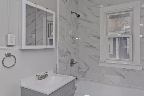 57-59 Eloise St, Springfield, MA 01118 photo 5