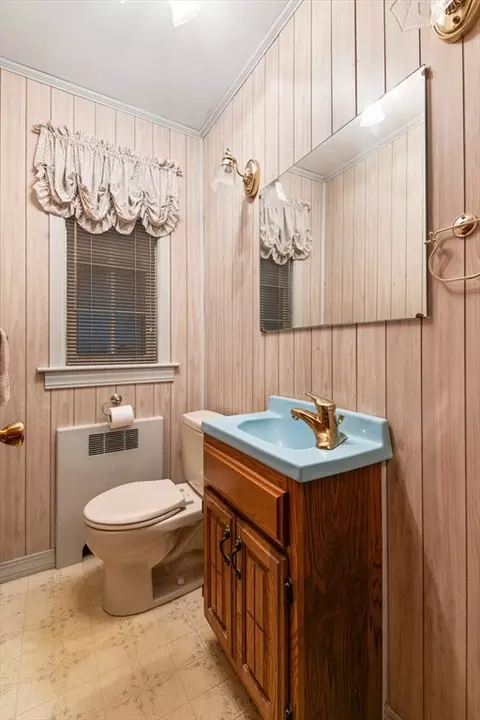23 E Union St, Ashland, MA 01721 photo 8