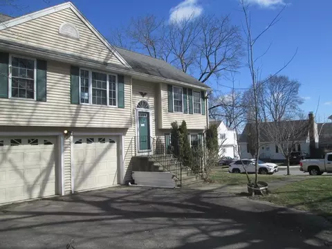 Exterior - 32 Rena St, Worcester, MA 01604 photo 7 of 11