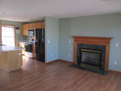 Living - 32 Rena St, Worcester, MA 01604 photo 1 of 2