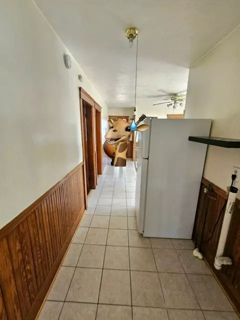 Entry Way - 27 Granby Rd, Worcester, MA 01604 photo 2 of 2