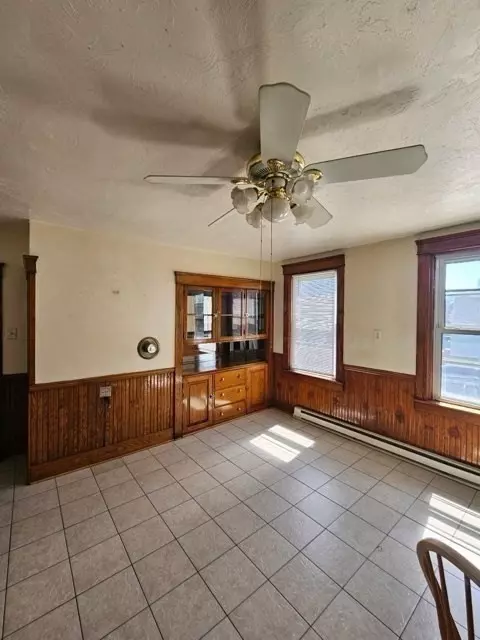 Living - 27 Granby Rd, Worcester, MA 01604 photo 3 of 3