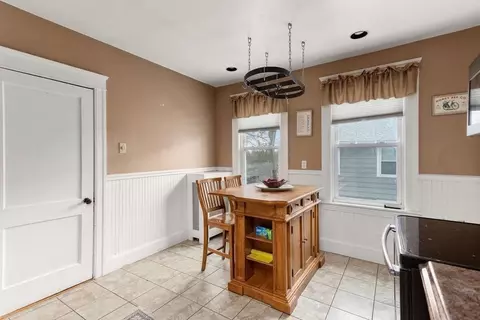 Kitchen - 3 Bay State Rd, Worcester, MA 01606 photo 7 of 8