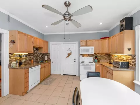 Kitchen - 10 Edith Ave #1, Everett, MA 02149 photo 1 of 2