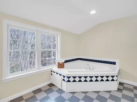 Bath - 35 Liberty St, Acton, MA 01720 photo 3 of 5