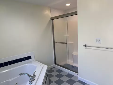 Bath - 35 Liberty St, Acton, MA 01720 photo 4 of 5