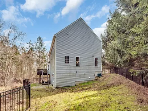 Exterior - 35 Liberty St, Acton, MA 01720 photo 8 of 10