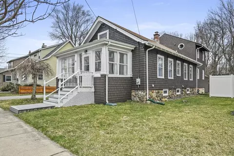10 Hart St, Woburn, MA 01801