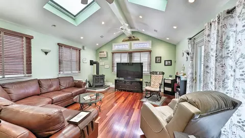 58 Cedar St, Everett, MA 02149 photo 7
