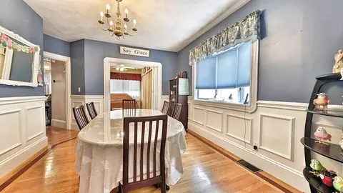 58 Cedar St, Everett, MA 02149 photo 5