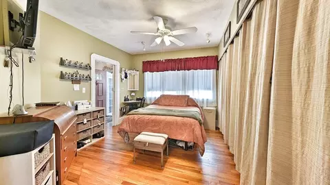 58 Cedar St, Everett, MA 02149 photo 9