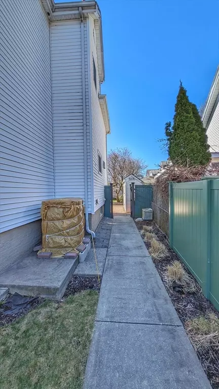 58 Cedar St, Everett, MA 02149 photo 22