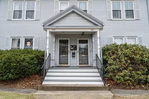 947-949 Chestnut St #2, Newton, MA 02464