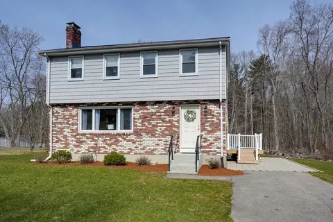 201 Gorwin Dr, Holliston, MA 01746