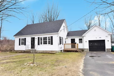 35 Proctor Ave, Fitchburg, MA 01420