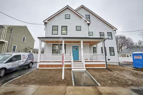68 Harvard St #68, Winchester, MA 01890