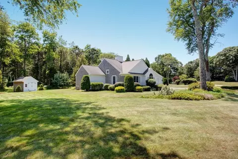 Exterior - 63 Acadia Dr, Barnstable, MA 02648 photo 9 of 11