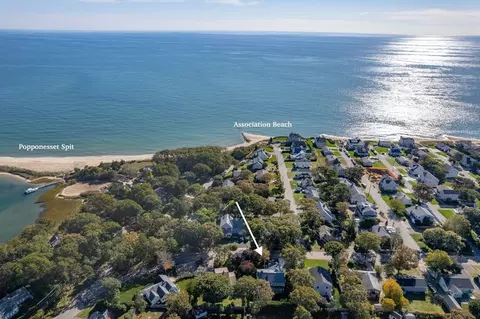 View/Area - 11 Shore Dr, Mashpee, MA 02649 photo 4 of 6