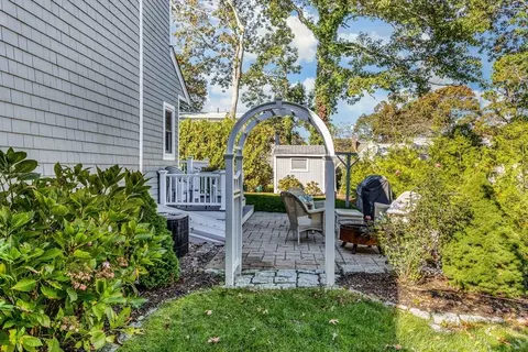 Exterior - 11 Shore Dr, Mashpee, MA 02649 photo 7 of 10