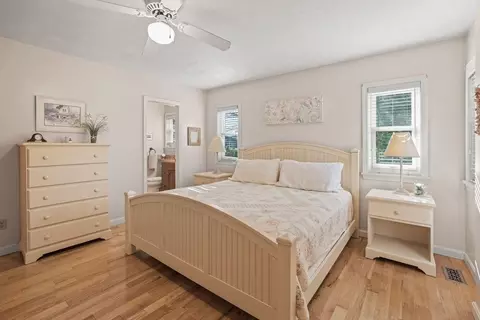 Bedroom - 11 Shore Dr, Mashpee, MA 02649 photo 2 of 6