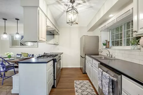 Kitchen - 11 E Bluff Rd #11, Ashland, MA 01721 photo 4 of 6