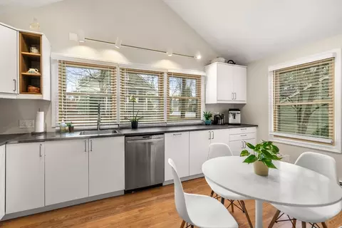 Dining - 8 Fieldstone St #8, Upton, MA 01568 photo 1 of 7