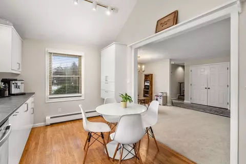 Dining - 8 Fieldstone St #8, Upton, MA 01568 photo 2 of 7
