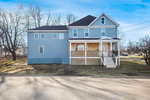 26 Murdock Ave, Winchendon, MA 01475