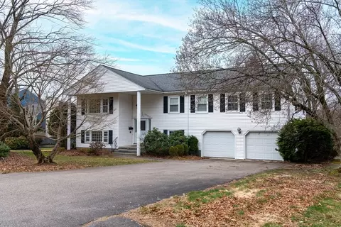 7 Vaillencourt Dr, Framingham, MA 01701