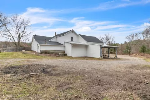 Exterior - 140 Greenwich Plains Rd, Ware, MA 01082 photo 5 of 11