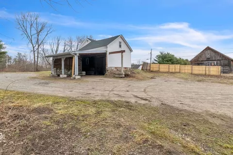 Exterior - 140 Greenwich Plains Rd, Ware, MA 01082 photo 8 of 11