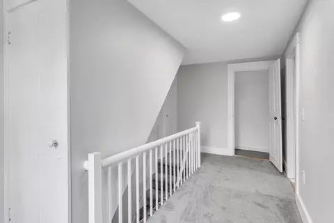 Entry Way - 140 Greenwich Plains Rd, Ware, MA 01082 photo 2 of 2
