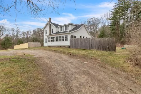 Exterior - 140 Greenwich Plains Rd, Ware, MA 01082 photo 3 of 11